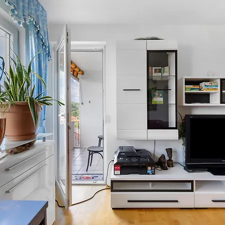 Helle, Ruhige Dachwohnung Eningen unter Achalm Exterior foto