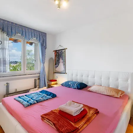 Helle, Ruhige Dachwohnung Eningen unter Achalm Exterior foto